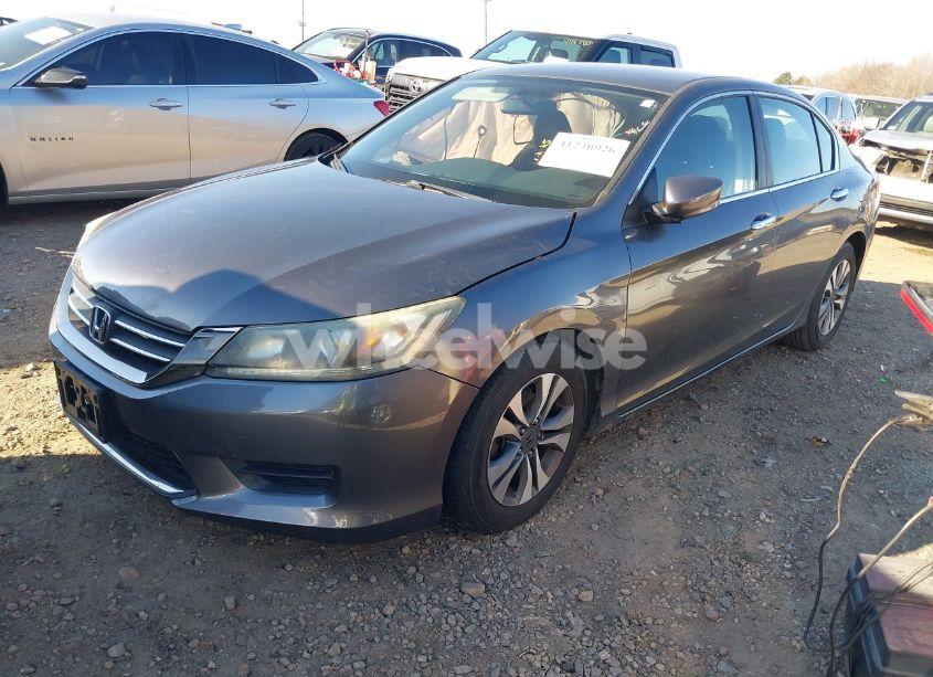 Photo 2 of 2013 Honda Accord LX (VIN 1HGCR2F32DA119220)