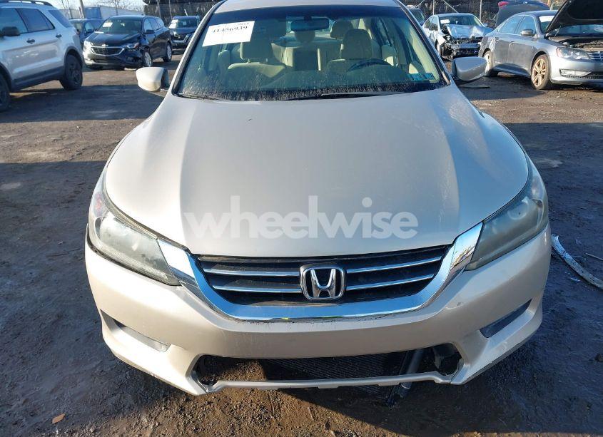 Photo 12 of 2013 Honda Accord LX (VIN 1HGCR2F32DA131903)