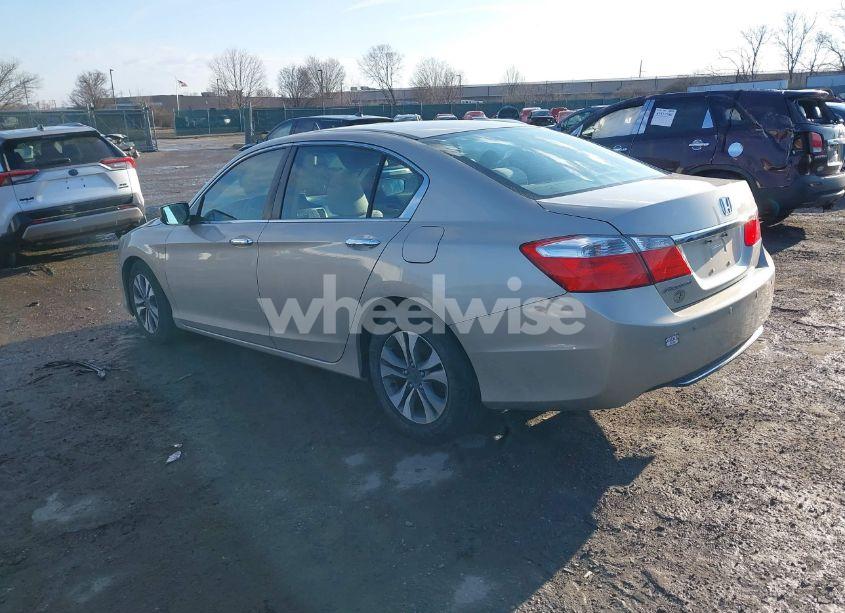 Photo 3 of 2013 Honda Accord LX (VIN 1HGCR2F32DA131903)