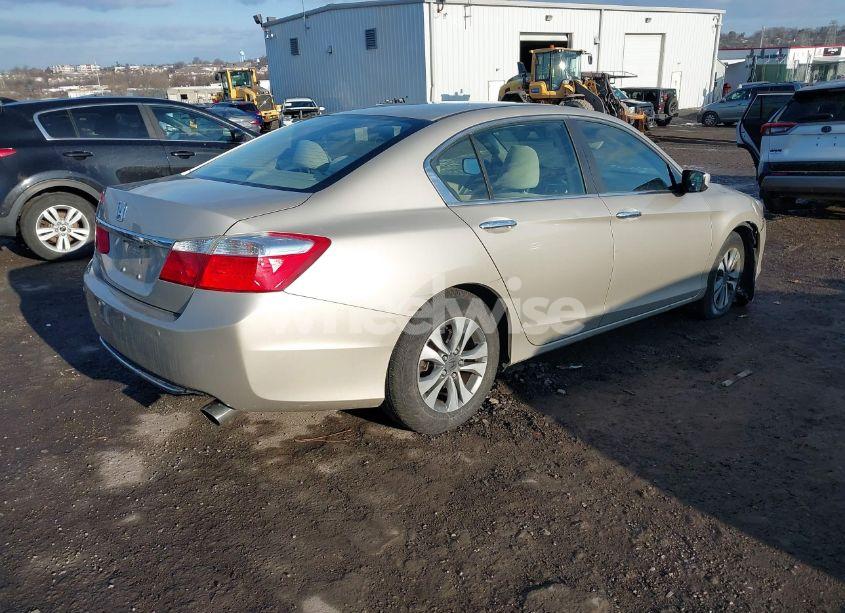 Photo 4 of 2013 Honda Accord LX (VIN 1HGCR2F32DA131903)