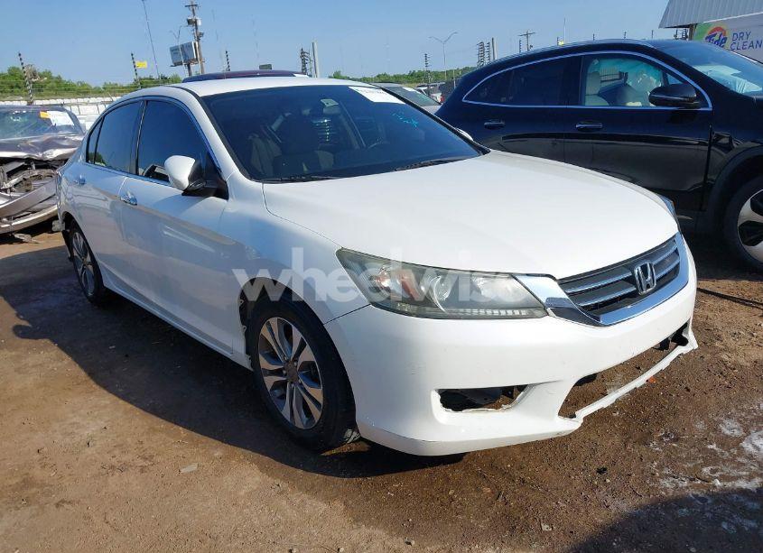 2013 Honda Accord LX (VIN 1HGCR2F32DA143713) main photo