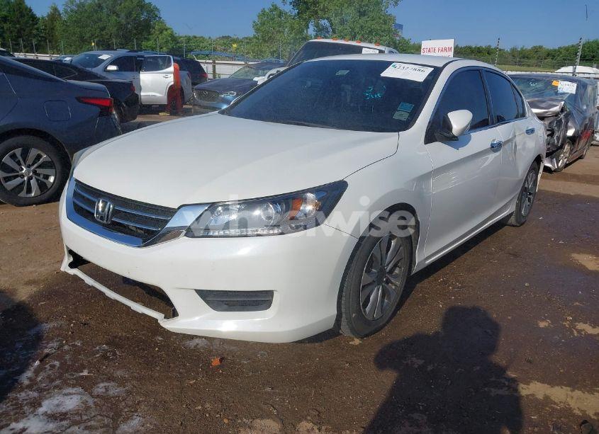 Photo 2 of 2013 Honda Accord LX (VIN 1HGCR2F32DA143713)