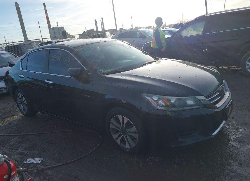 2013 Honda Accord LX (VIN 1HGCR2F32DA150371) main photo