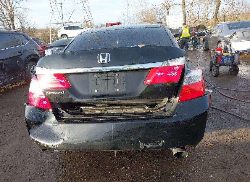 Photo 16 of 2013 Honda Accord LX (VIN 1HGCR2F32DA150371)