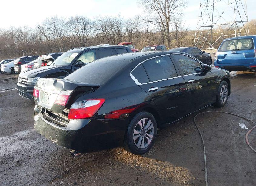 Photo 4 of 2013 Honda Accord LX (VIN 1HGCR2F32DA150371)