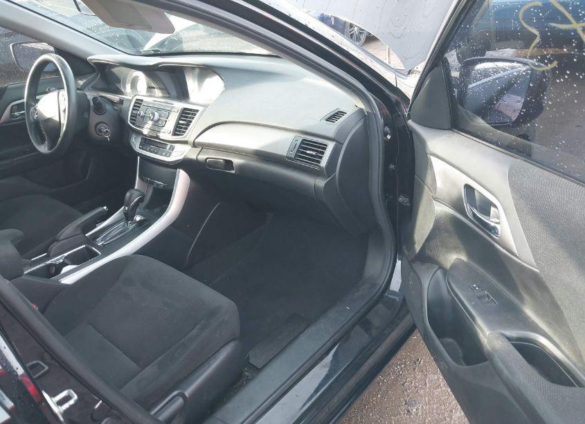 Photo 5 of 2013 Honda Accord LX (VIN 1HGCR2F32DA150371)