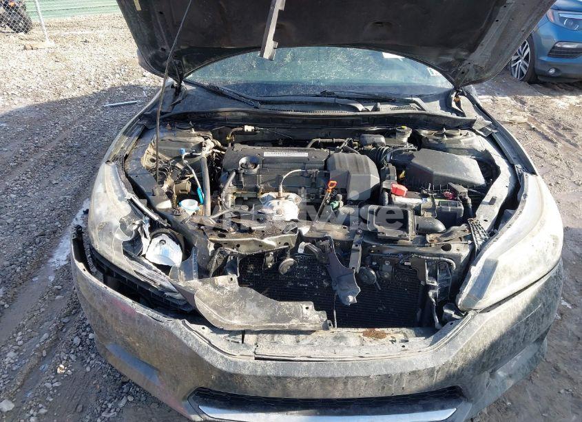 Photo 10 of 2013 Honda Accord LX (VIN 1HGCR2F32DA186397)