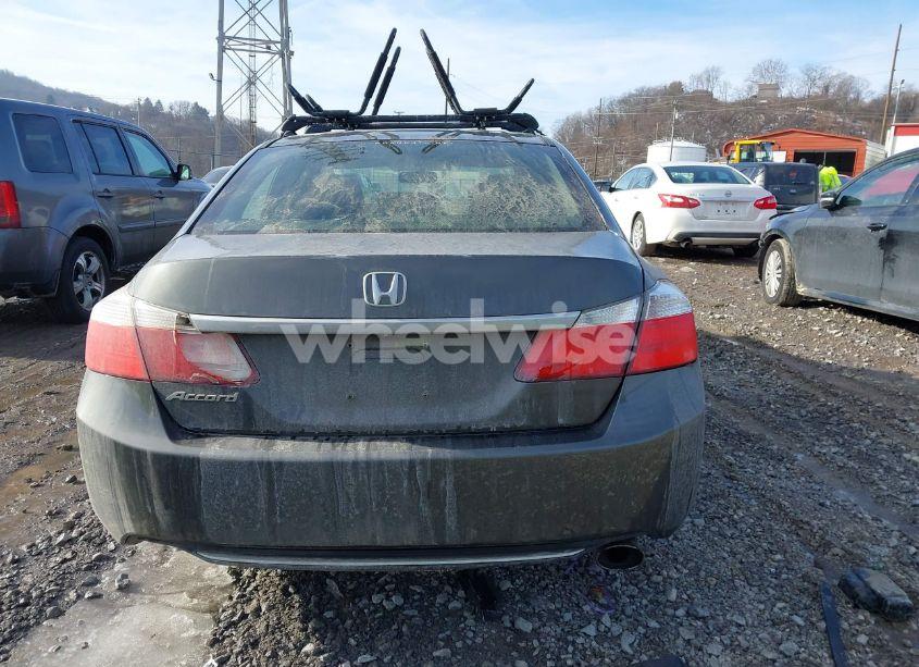 Photo 16 of 2013 Honda Accord LX (VIN 1HGCR2F32DA186397)