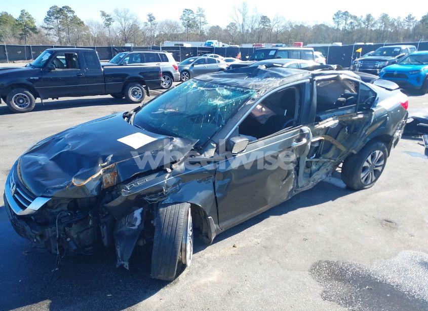 Photo 6 of 2013 Honda Accord SDN (VIN 1HGCR2F32DA211170)