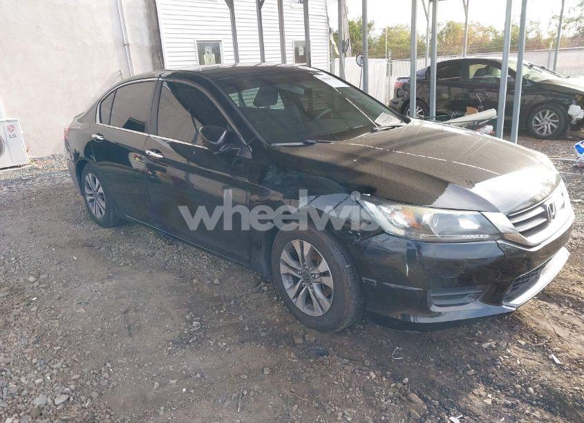 2013 Honda Accord LX (VIN 1HGCR2F32DA260532) main photo