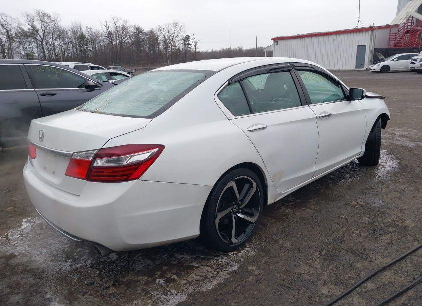 Photo 4 of 2013 Honda Accord LX (VIN 1HGCR2F32DA268114)