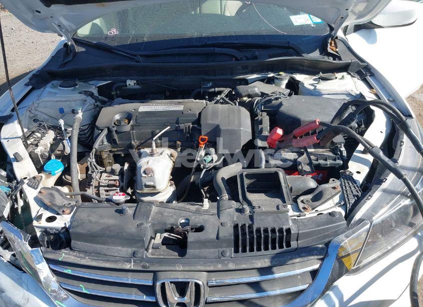 Photo 10 of 2013 Honda Accord LX (VIN 1HGCR2F32DA279081)