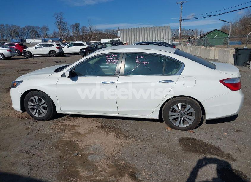 Photo 14 of 2013 Honda Accord LX (VIN 1HGCR2F32DA279081)