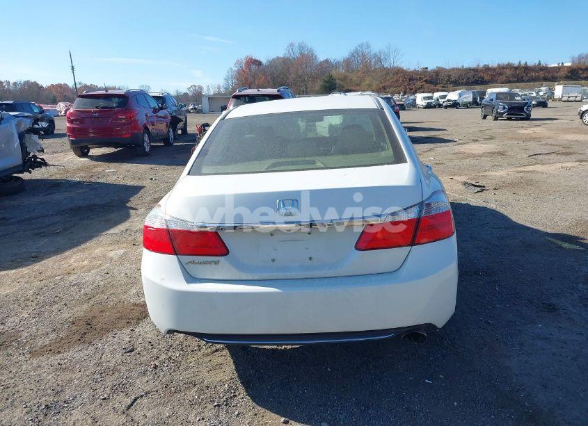 Photo 16 of 2013 Honda Accord LX (VIN 1HGCR2F32DA279081)