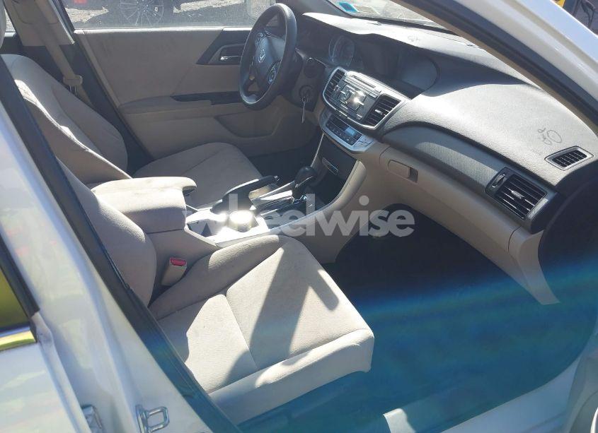 Photo 5 of 2013 Honda Accord LX (VIN 1HGCR2F32DA279081)