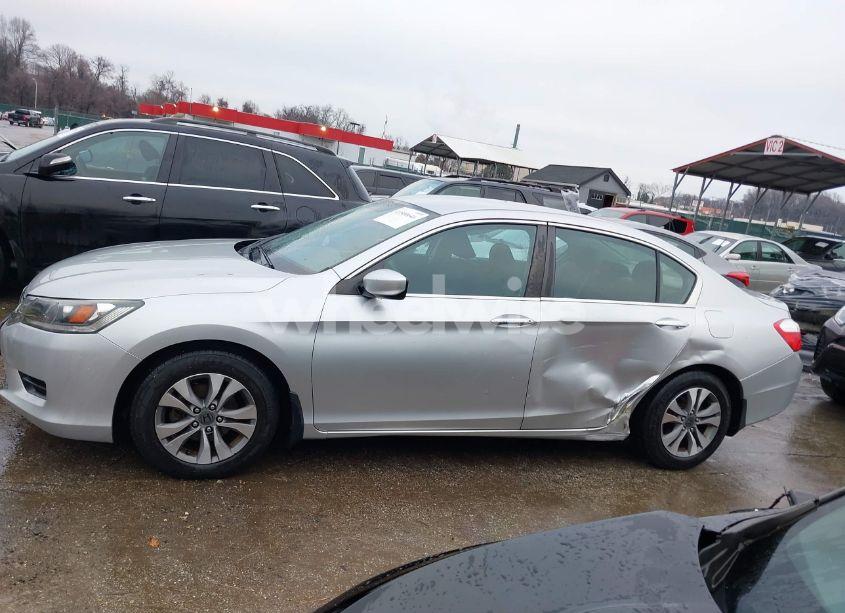 Photo 14 of 2014 Honda Accord LX (VIN 1HGCR2F32EA006045)