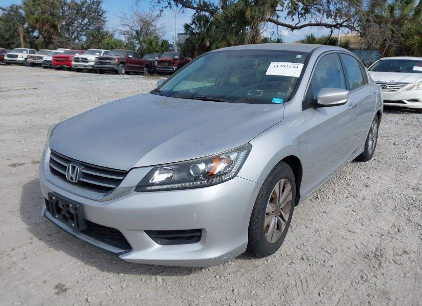 Photo 2 of 2014 Honda Accord LX (VIN 1HGCR2F32EA014906)