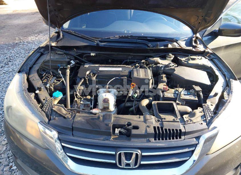 Photo 10 of 2014 Honda Accord LX (VIN 1HGCR2F32EA021841)