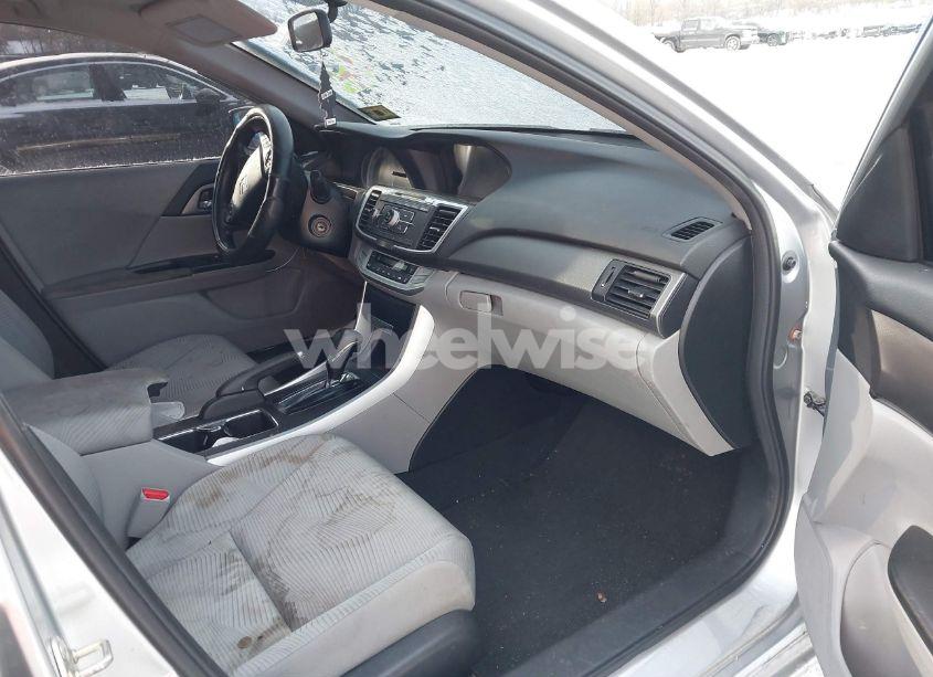 Photo 5 of 2014 Honda Accord LX (VIN 1HGCR2F32EA060073)