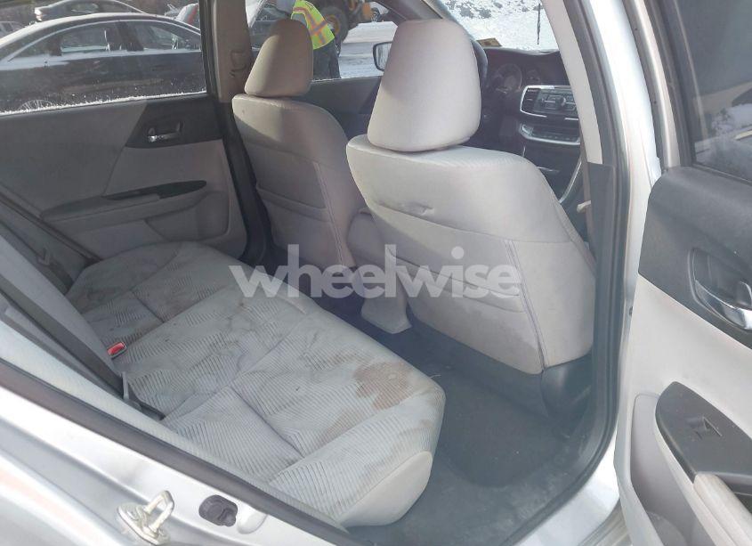 Photo 8 of 2014 Honda Accord LX (VIN 1HGCR2F32EA060073)