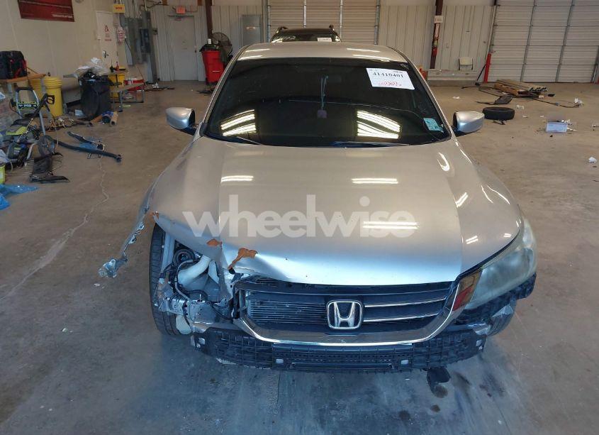 Photo 13 of 2014 Honda Accord LX (VIN 1HGCR2F32EA074149)