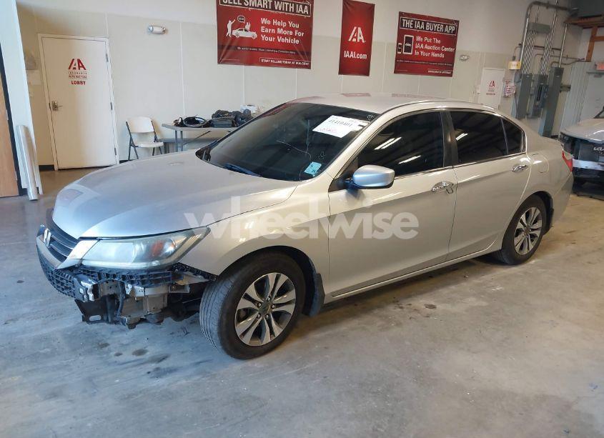 Photo 2 of 2014 Honda Accord LX (VIN 1HGCR2F32EA074149)