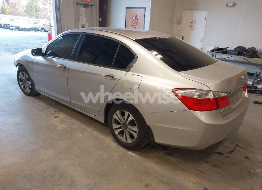 Photo 3 of 2014 Honda Accord LX (VIN 1HGCR2F32EA074149)