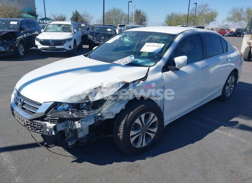Photo 2 of 2014 Honda Accord LX (VIN 1HGCR2F32EA082252)