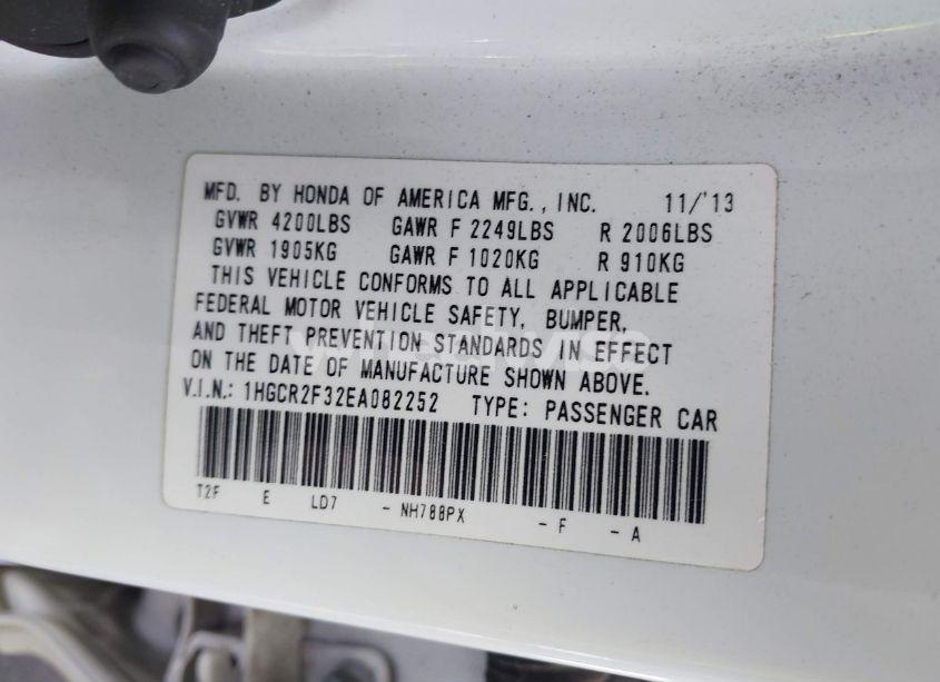 Photo 9 of 2014 Honda Accord LX (VIN 1HGCR2F32EA082252)