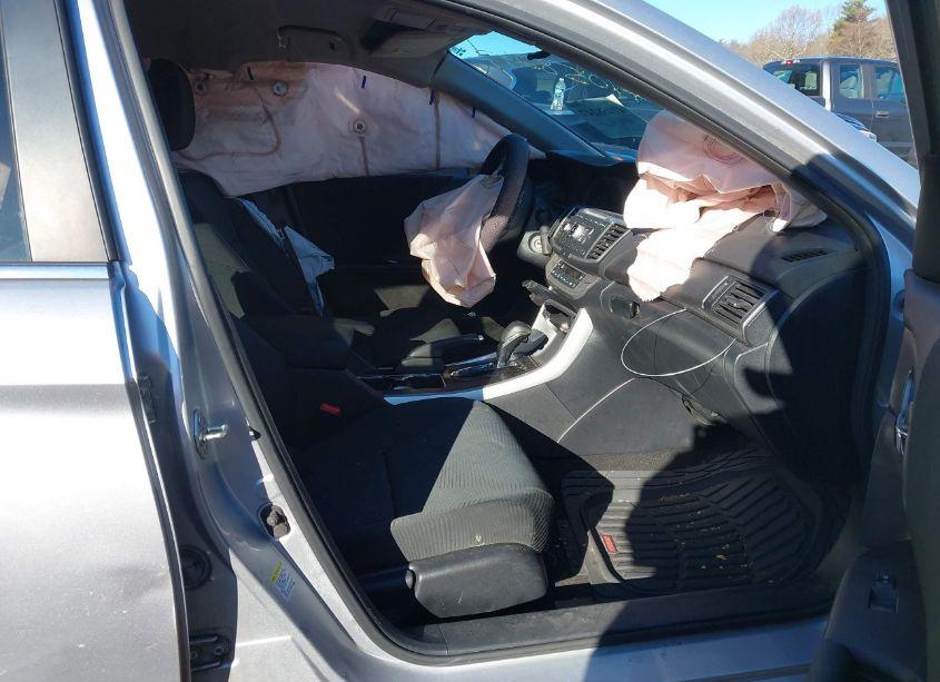 Photo 5 of 2014 Honda Accord LX (VIN 1HGCR2F32EA110695)