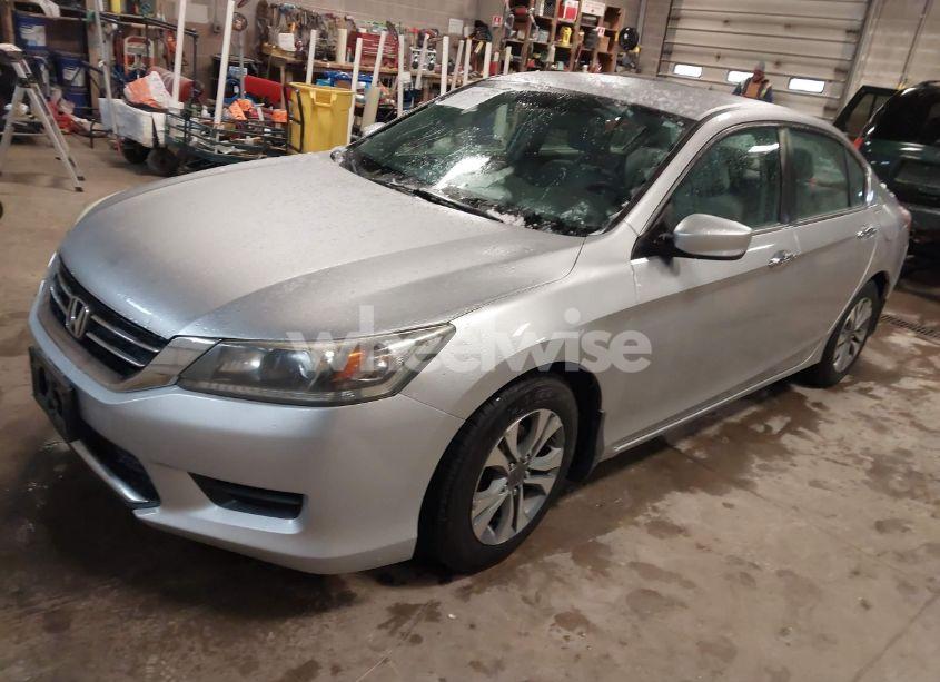 Photo 2 of 2014 Honda Accord LX (VIN 1HGCR2F32EA132986)