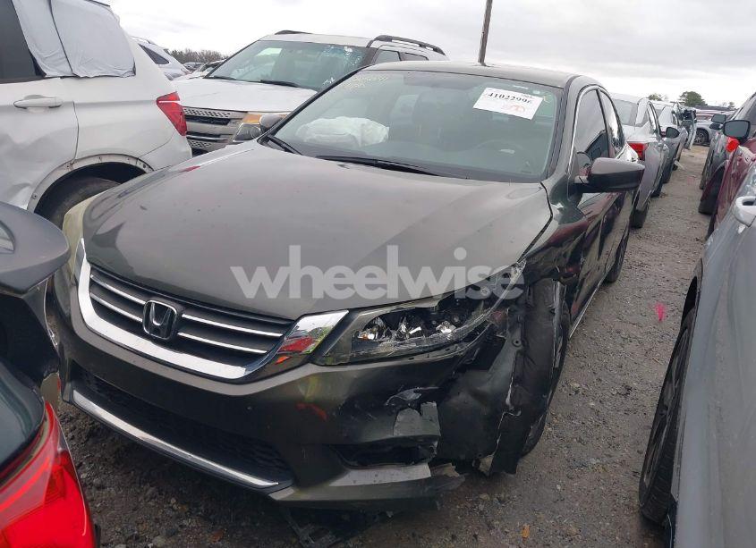 Photo 2 of 2014 Honda Accord LX (VIN 1HGCR2F32EA146273)