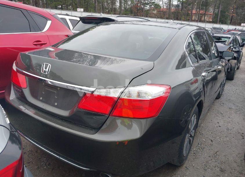 Photo 4 of 2014 Honda Accord LX (VIN 1HGCR2F32EA146273)