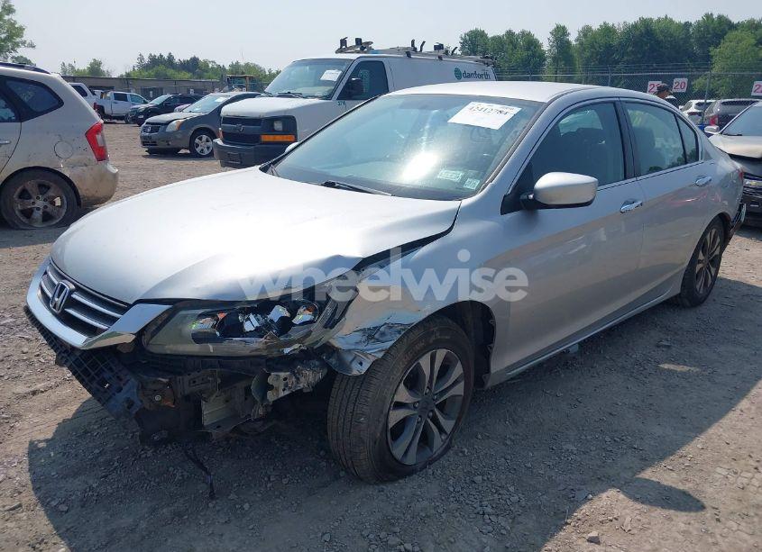 Photo 2 of 2014 Honda Accord LX (VIN 1HGCR2F32EA179922)