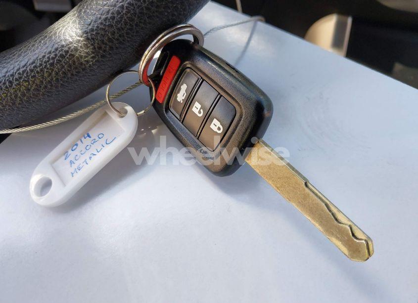 Photo 11 of 2014 Honda Accord LX (VIN 1HGCR2F32EA183999)