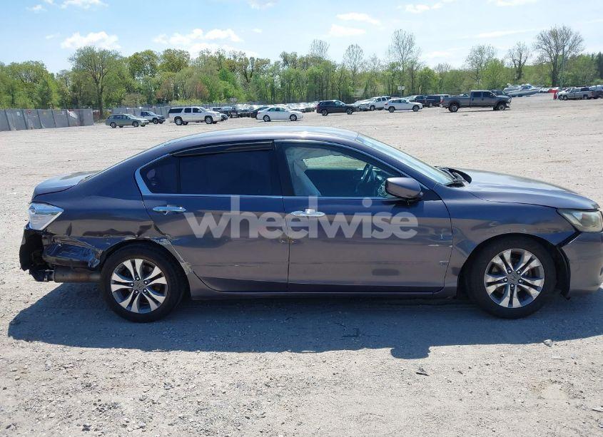 Photo 13 of 2014 Honda Accord LX (VIN 1HGCR2F32EA183999)