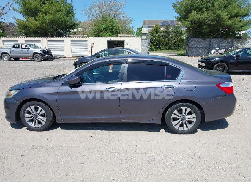 Photo 14 of 2014 Honda Accord LX (VIN 1HGCR2F32EA183999)
