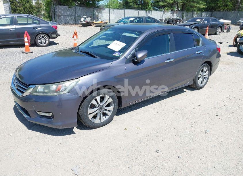 Photo 2 of 2014 Honda Accord LX (VIN 1HGCR2F32EA183999)