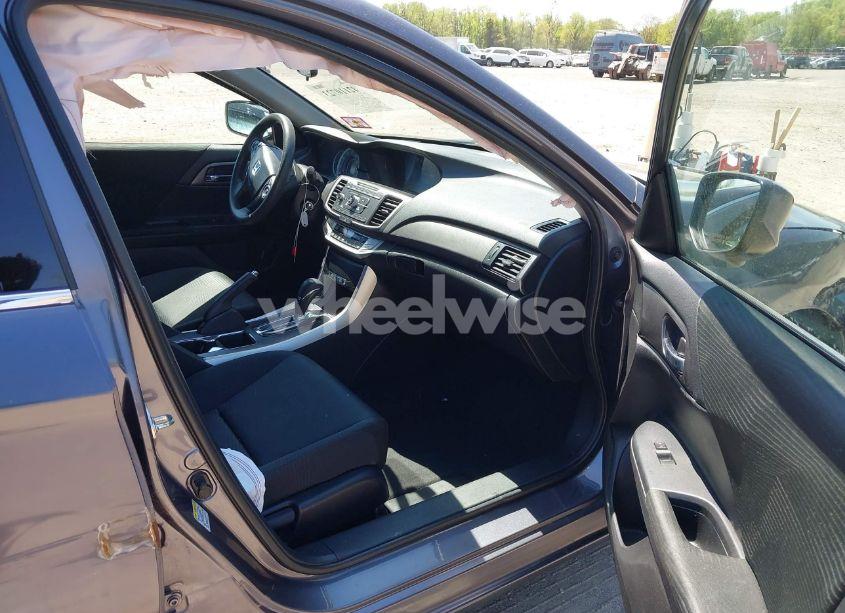 Photo 5 of 2014 Honda Accord LX (VIN 1HGCR2F32EA183999)