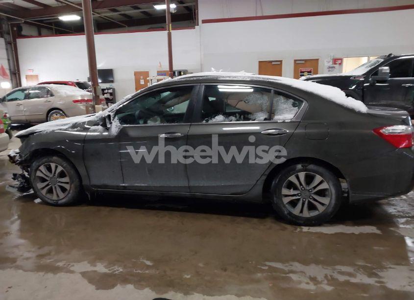 Photo 14 of 2014 Honda Accord LX (VIN 1HGCR2F32EA222445)