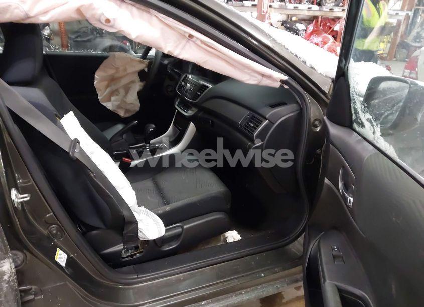 Photo 5 of 2014 Honda Accord LX (VIN 1HGCR2F32EA222445)