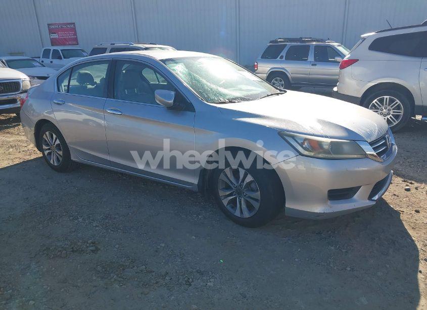 2014 Honda Accord LX (VIN 1HGCR2F32EA265957) main photo