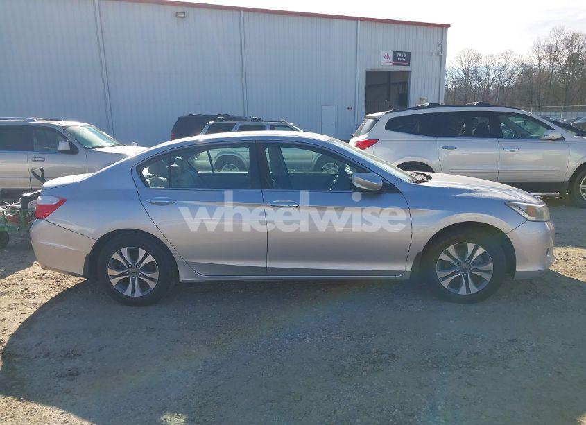 Photo 13 of 2014 Honda Accord LX (VIN 1HGCR2F32EA265957)