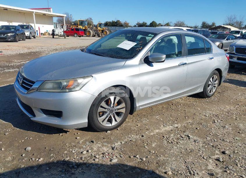 Photo 2 of 2014 Honda Accord LX (VIN 1HGCR2F32EA265957)