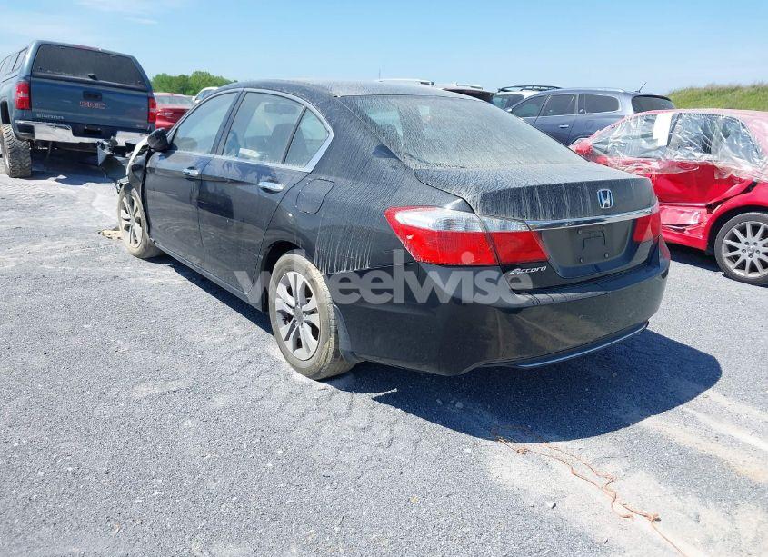 Photo 3 of 2015 Honda Accord LX (VIN 1HGCR2F32FA013367)