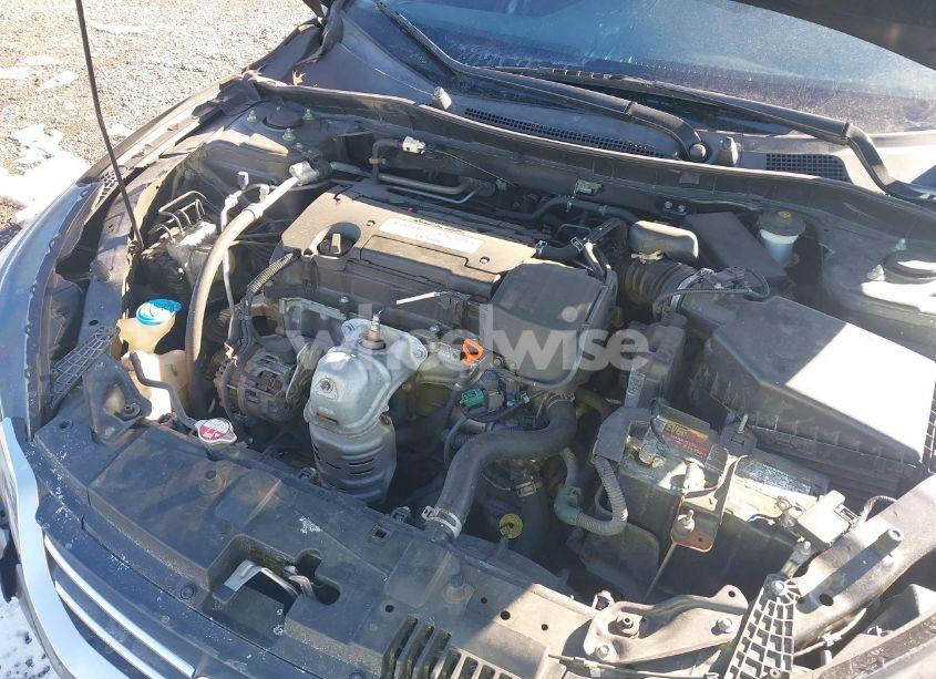 Photo 10 of 2015 Honda Accord LX (VIN 1HGCR2F32FA038270)