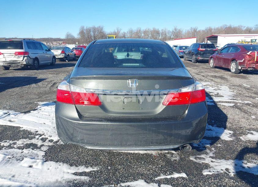 Photo 16 of 2015 Honda Accord LX (VIN 1HGCR2F32FA038270)