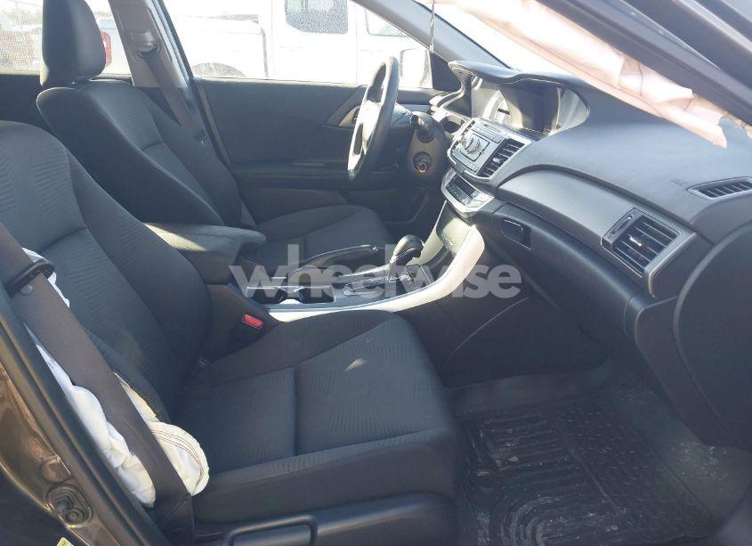 Photo 5 of 2015 Honda Accord LX (VIN 1HGCR2F32FA038270)