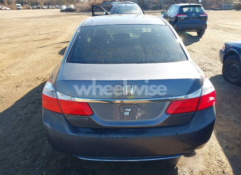Photo 16 of 2015 Honda Accord LX (VIN 1HGCR2F32FA047440)