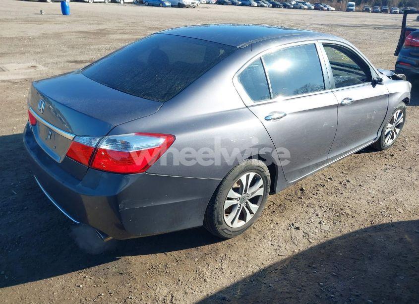 Photo 4 of 2015 Honda Accord LX (VIN 1HGCR2F32FA047440)